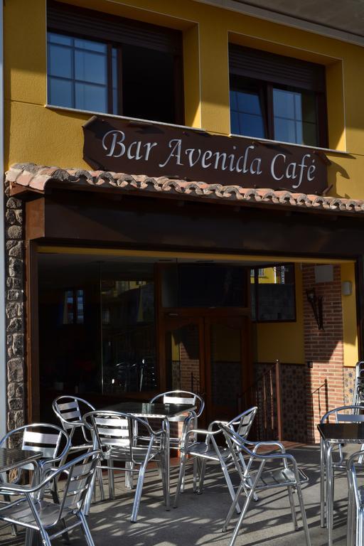Hostal Avenida آريناس دي سان بيدرو المظهر الخارجي الصورة