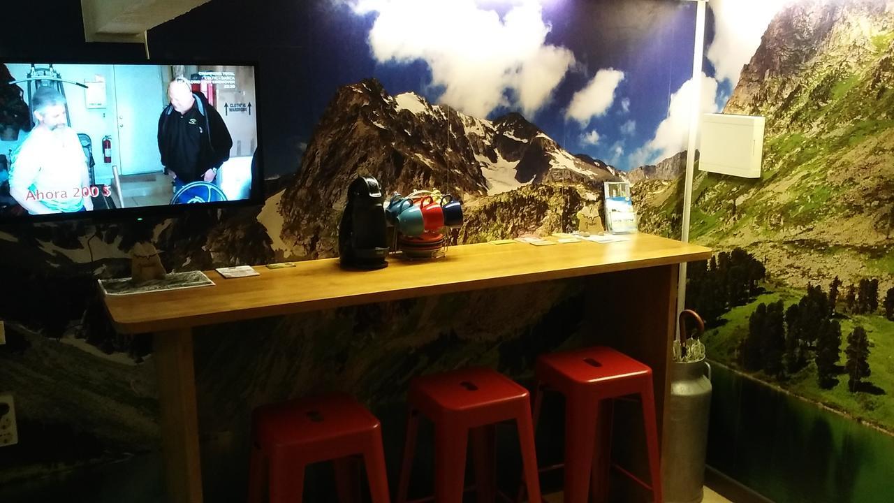 Hostal Avenida آريناس دي سان بيدرو المظهر الخارجي الصورة