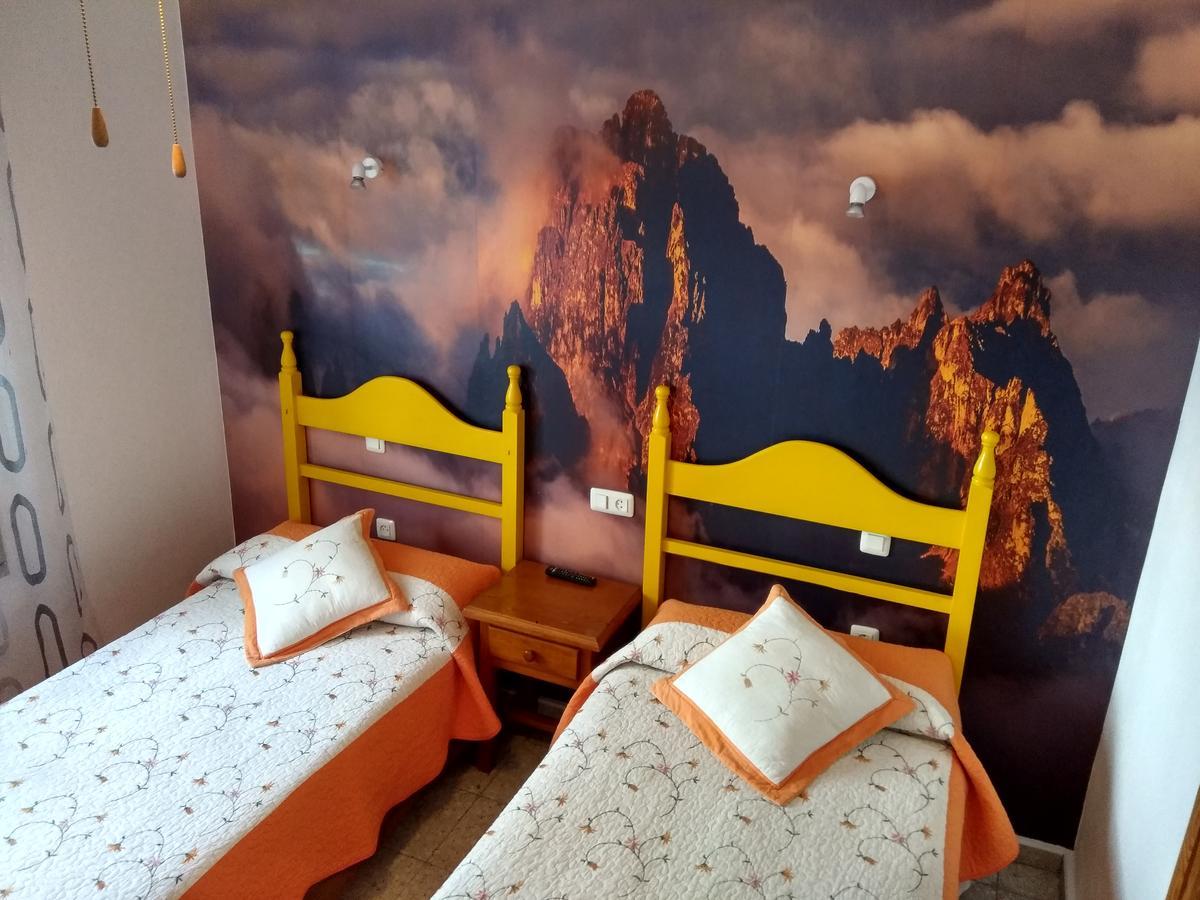 Hostal Avenida آريناس دي سان بيدرو المظهر الخارجي الصورة