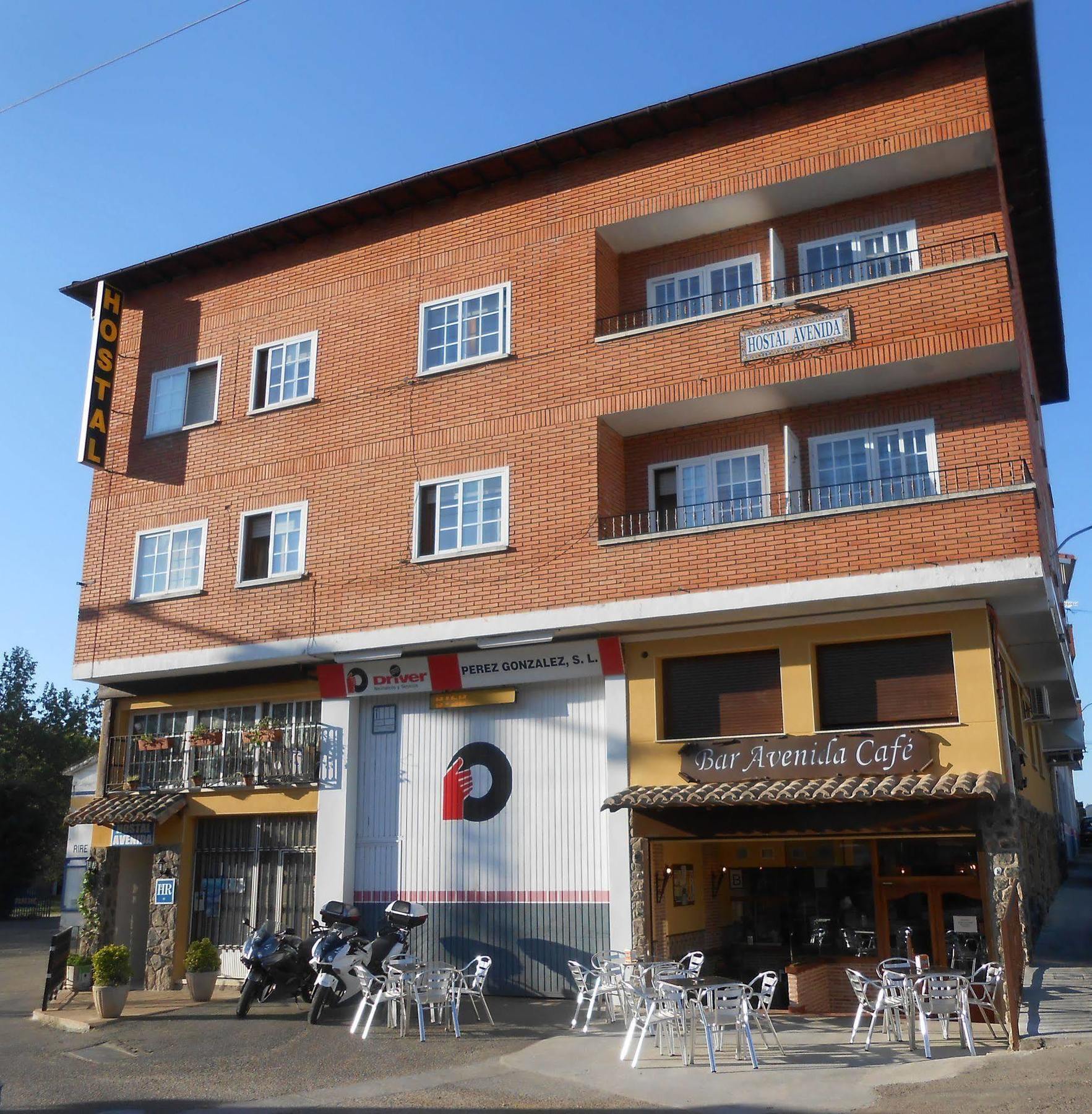 Hostal Avenida آريناس دي سان بيدرو المظهر الخارجي الصورة